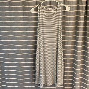 NWOT: Carve Designs Women’s Small Black & White Stripe Dress w/ Pockets